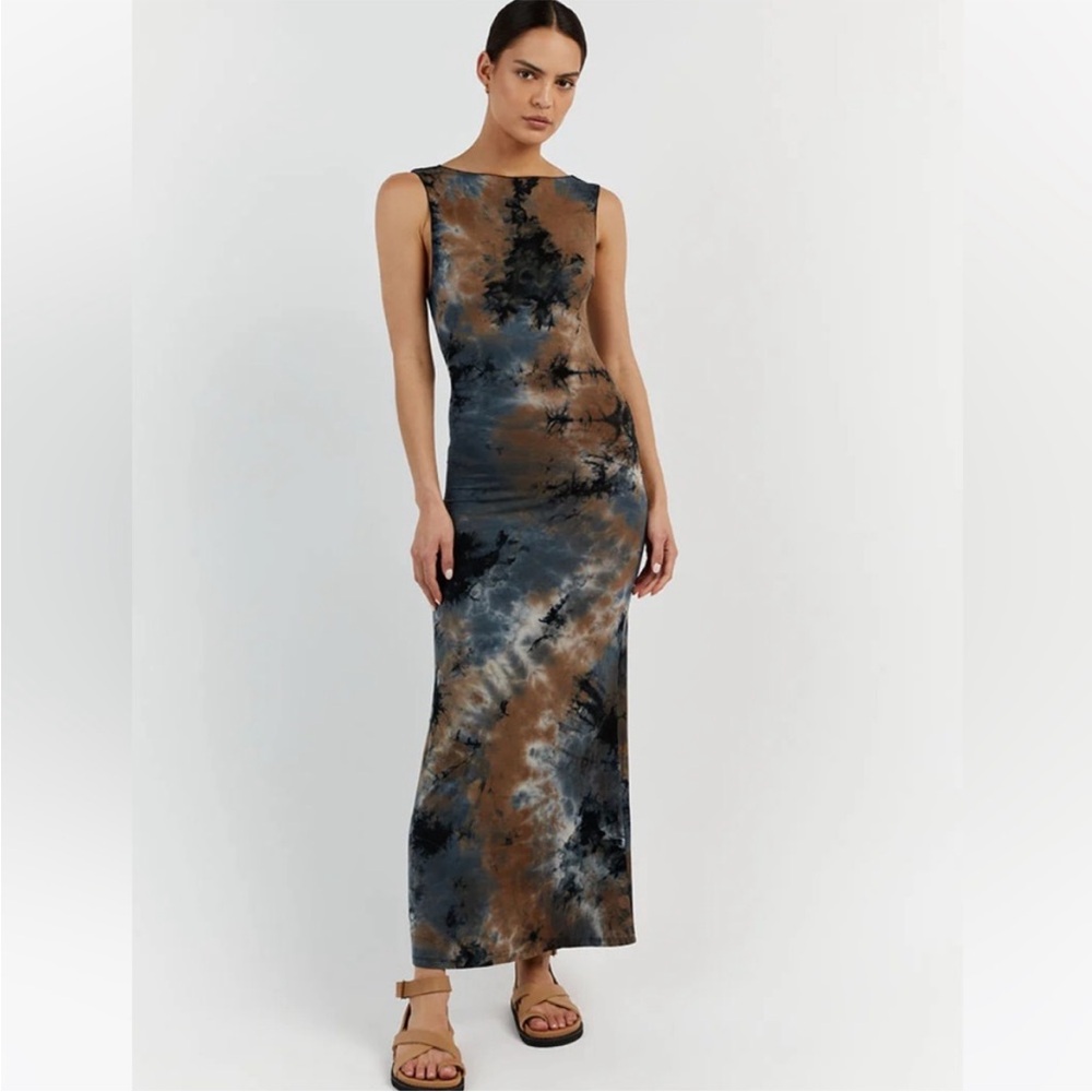 Dissh Maxi Dress